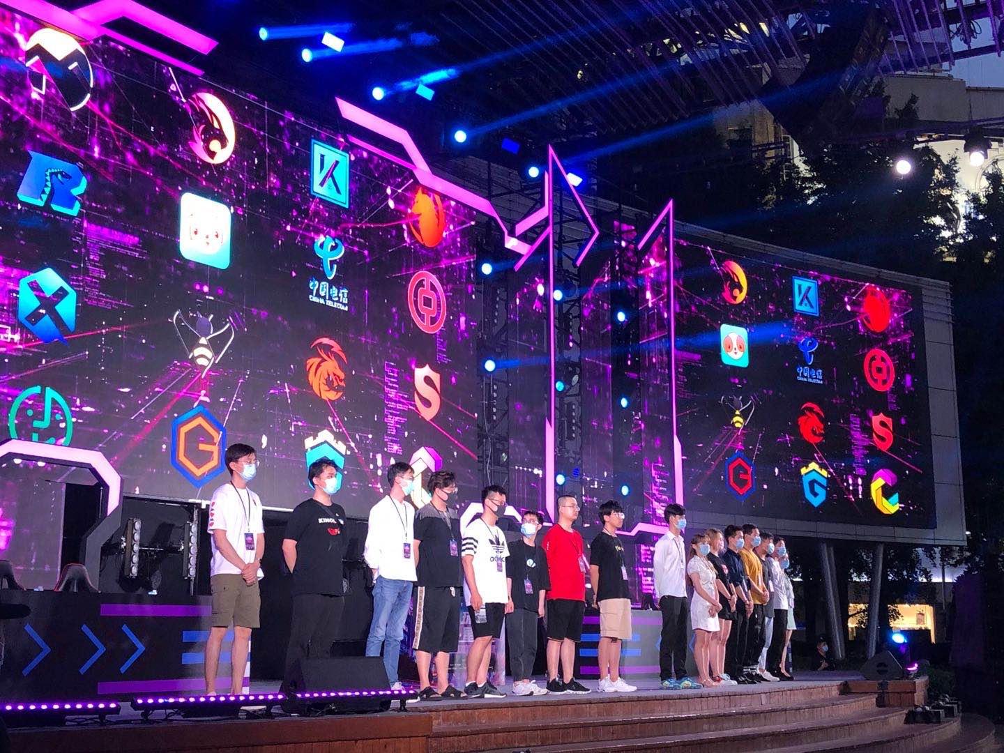 发位置的主 发位置的主