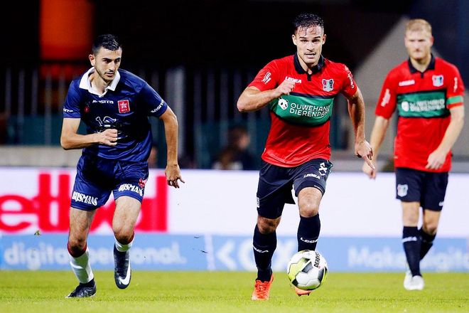 门再次展现 门再次展现