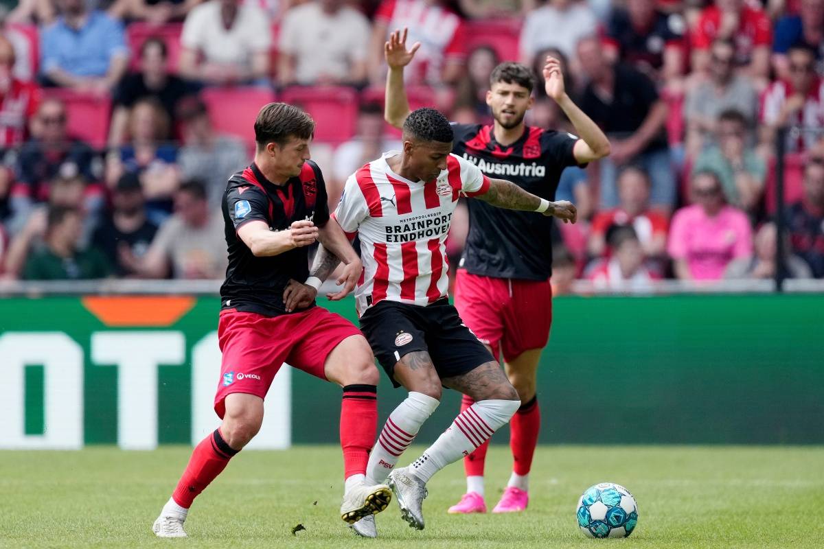 期内的转会 期内的转会