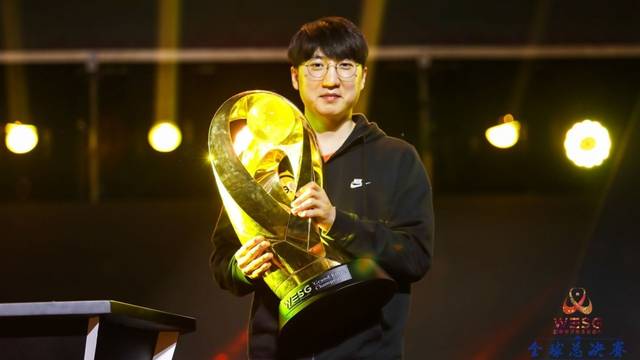 从他的表现 从他的表现